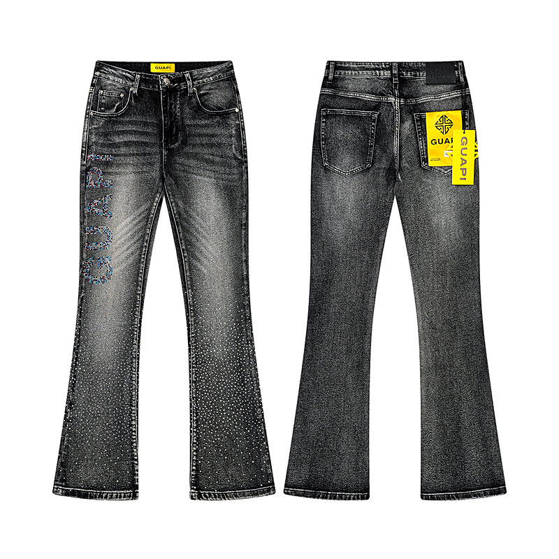 Street Fashion Brand Logo - Modne jeansy GUAPI z delikatnym rozszerzeniem