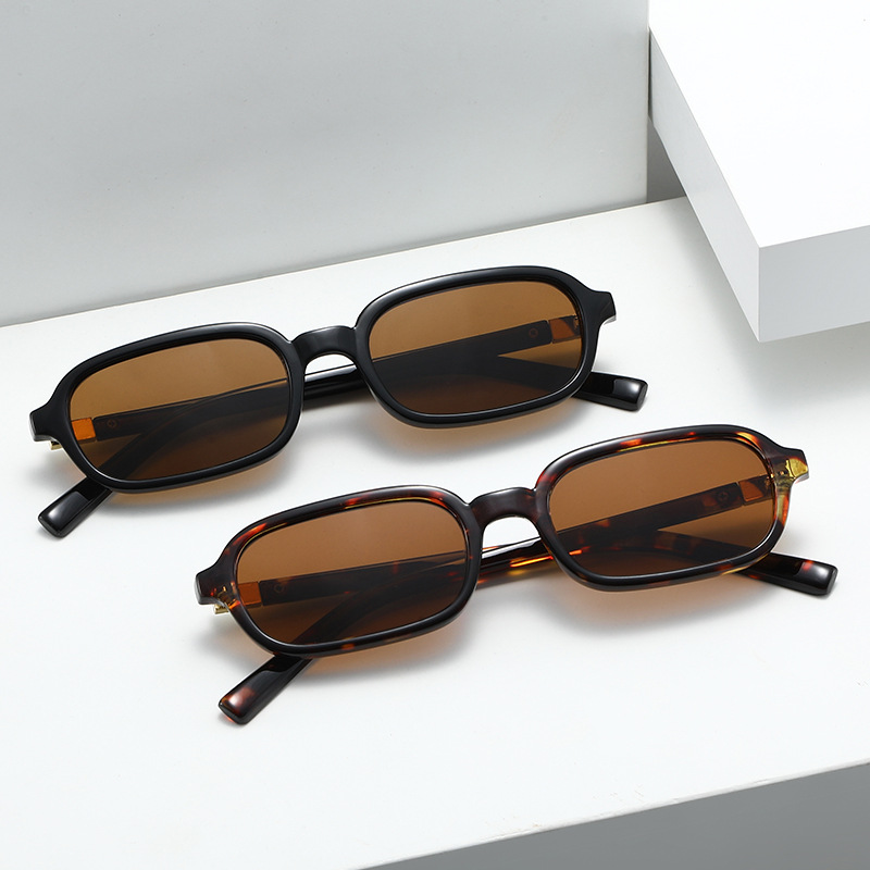 Street Fashion High End - Nowe Małe Kwadratowe Okulary Przeciwsłoneczne Damskie