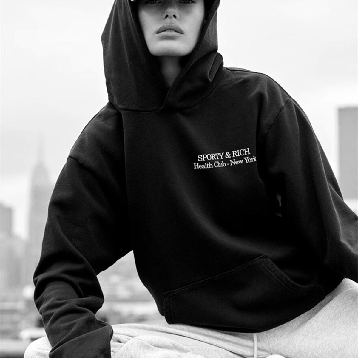 Health Club New York Letters P – Street Fashion Of New York recenzja i cena