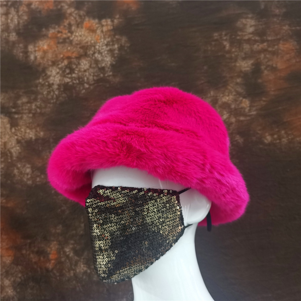 Puszysty kapelusz typu Bucket  – Bucket Hat Embroidered recenzja i cena